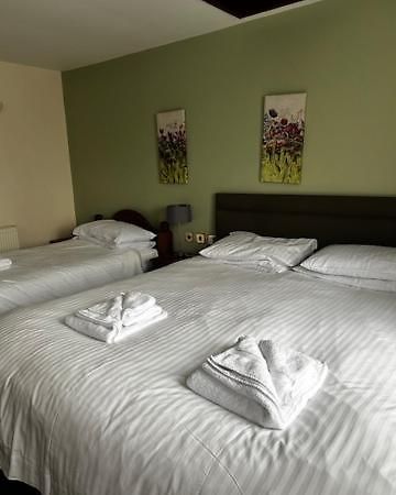 The Fountain Inn Tenbury Wells ภายนอก รูปภาพ